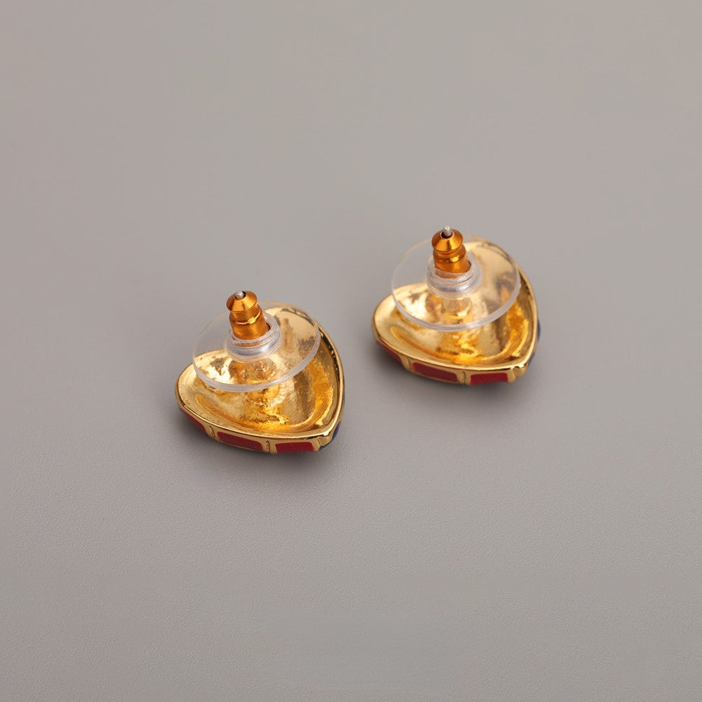 ALODIA  LOVE HEART VINTAGE STYLE EARRING IN BRASS WITH 18K GOLD FINISH AND ENAMEL